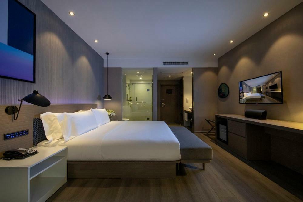 Orange Hotel Shanghai Pudong Airport Exterior photo