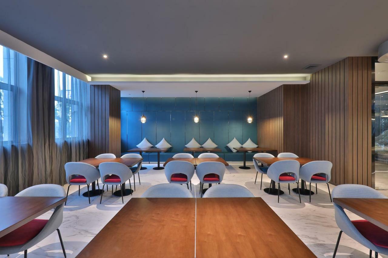 Orange Hotel Shanghai Pudong Airport Exterior photo