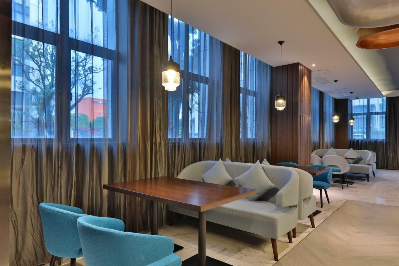 Orange Hotel Shanghai Pudong Airport Exterior photo