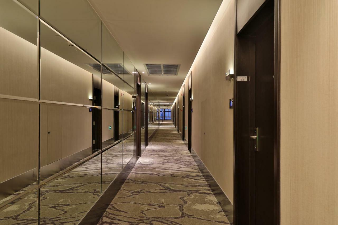 Orange Hotel Shanghai Pudong Airport Exterior photo