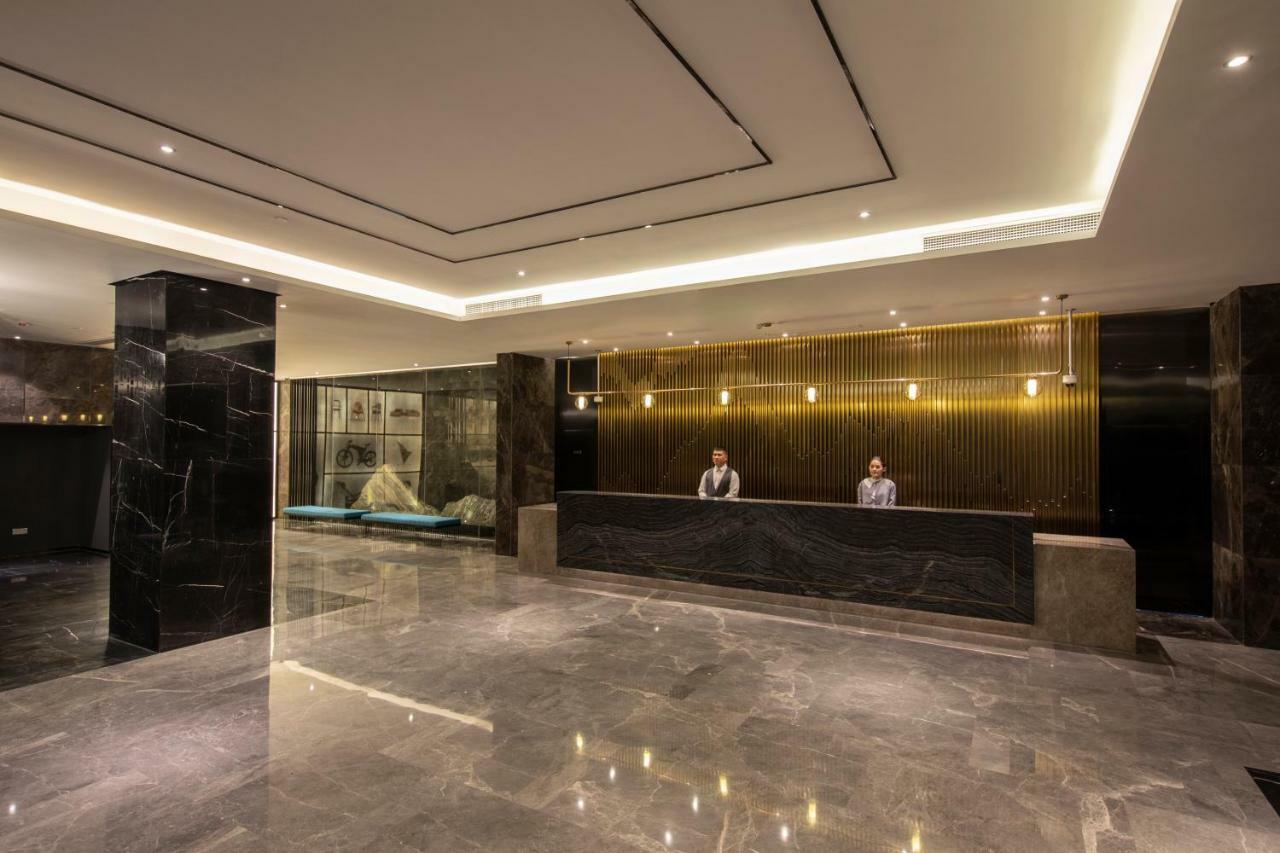 Orange Hotel Shanghai Pudong Airport Exterior photo